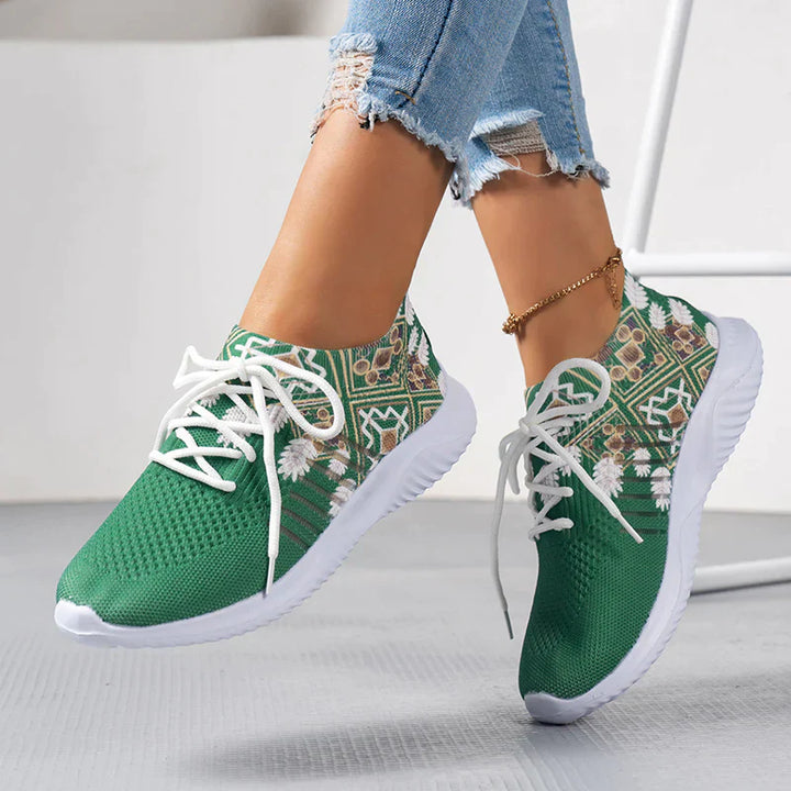 Arella - Running shoes with ergonomic design for ultimate comfort