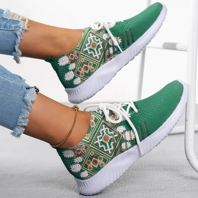 Arella - Running shoes with ergonomic design for ultimate comfort
