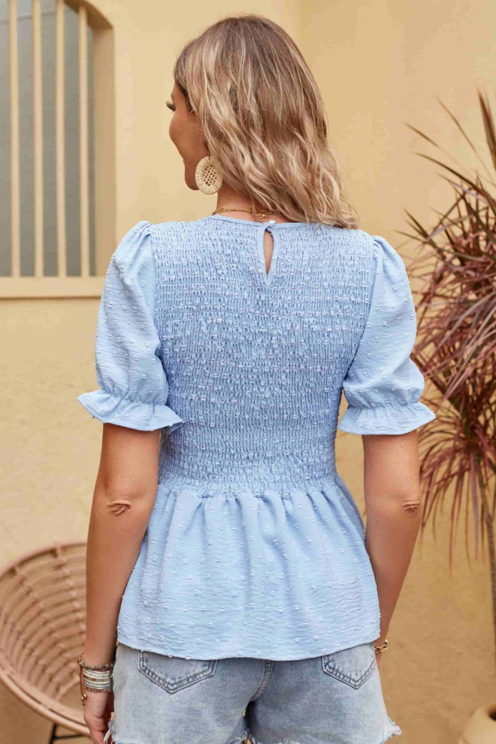 Rosa - Elegant short-sleeve blouse for women