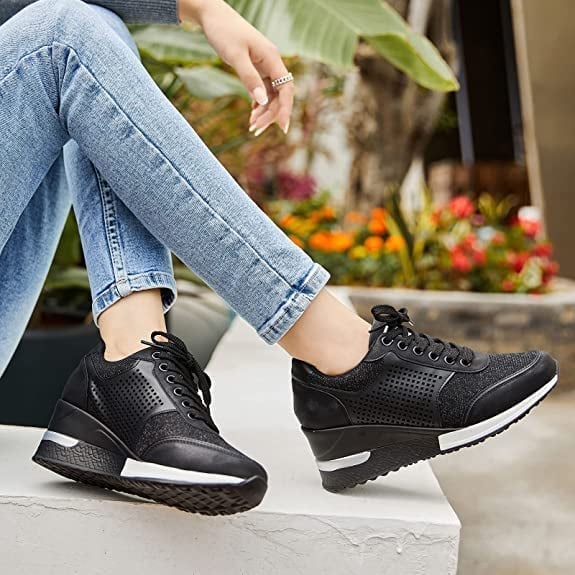 Amelia - Baskets orthopédiques stylées avec talon haut élégant et talon compensé confortable