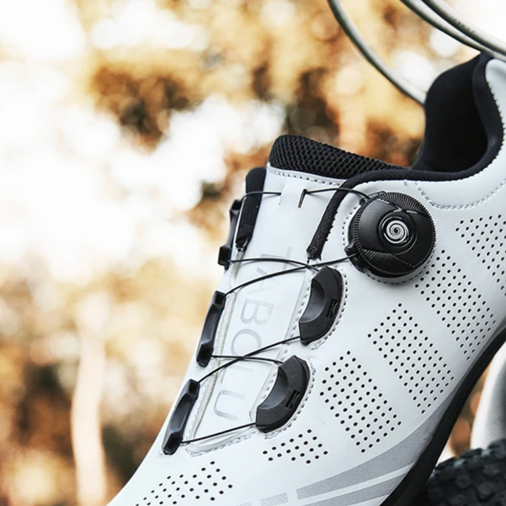 Rosie - Atmungsaktive Mountain Trail Radschuhe für abenteuerlustige Radfahrer