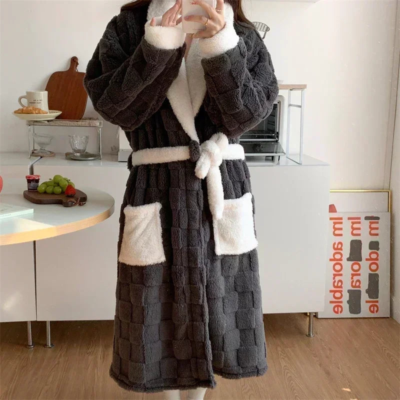 Louisa - Trendy Comfortable Flannel Autumn Bathrobe for Women
