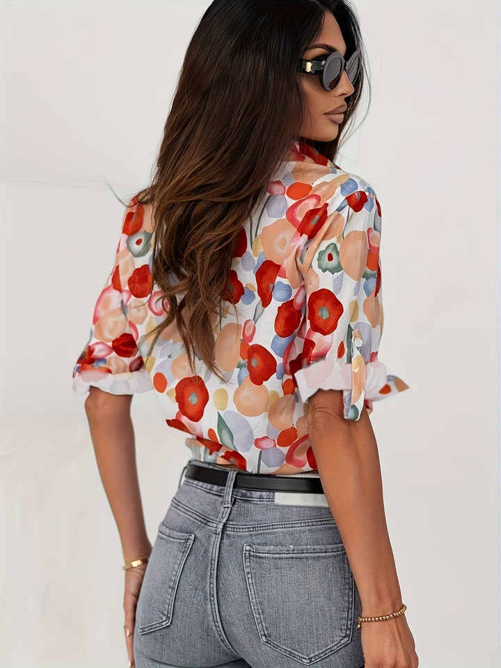 Riley - Feminine geblümte Bluse in leuchtenden Farben