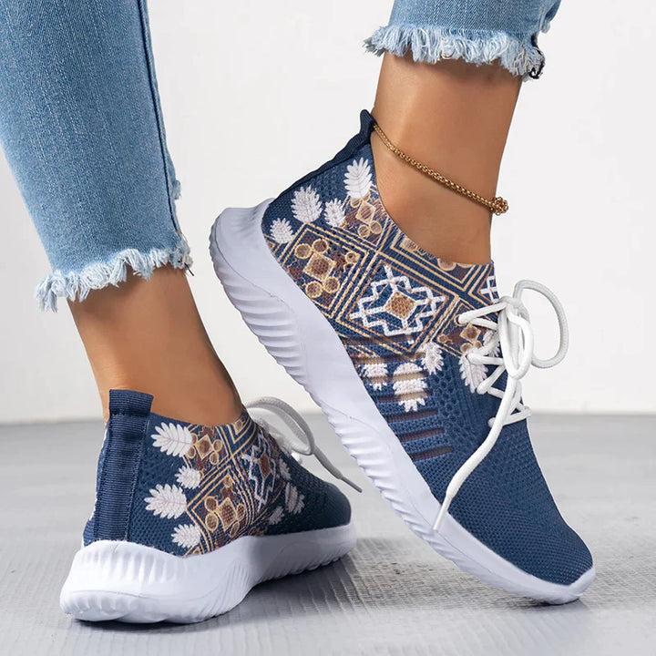 Arella - Running shoes with ergonomic design for ultimate comfort