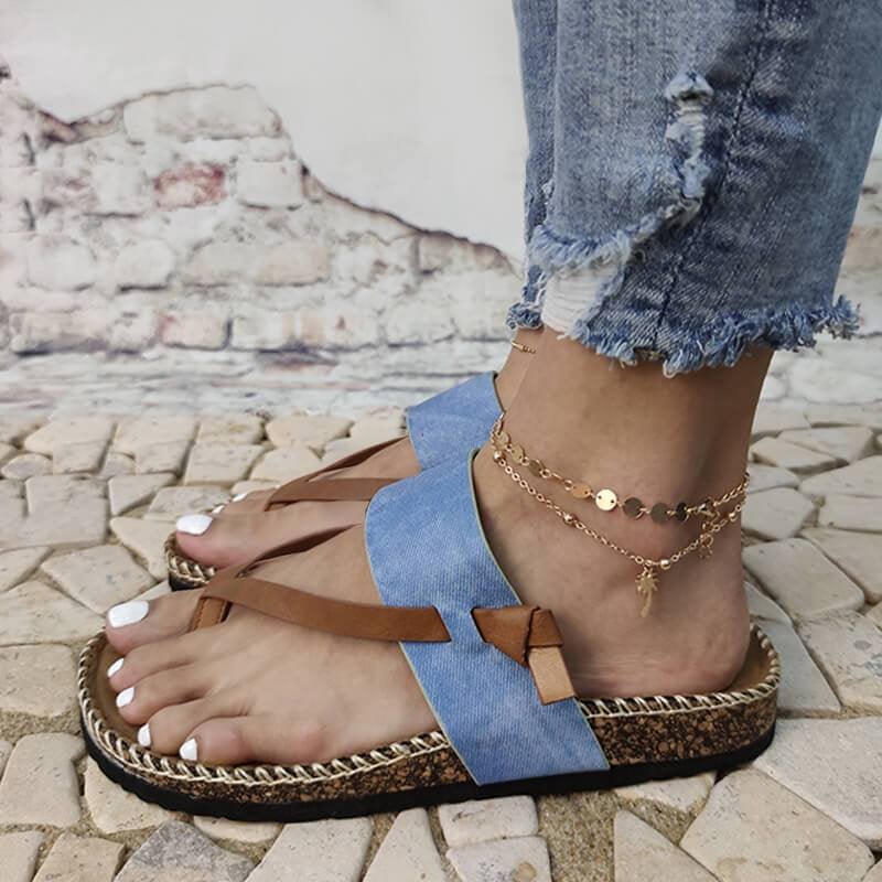 Isa - Elegant and comfortable blue toe sandals for women