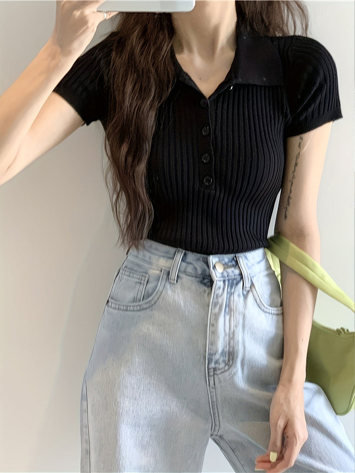 Chic knit top with V-neck for women | Chloe