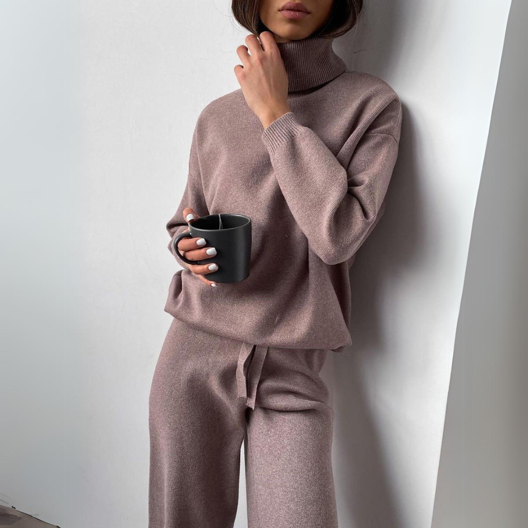 Marie™ - Elegant Outfit with Sweater