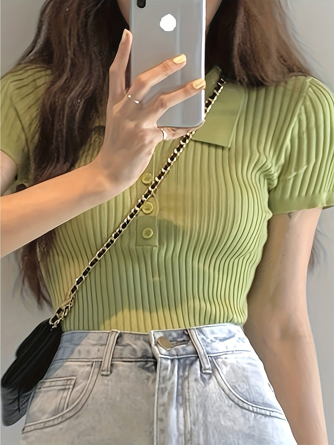 Chic knit top with V-neck for women | Chloe