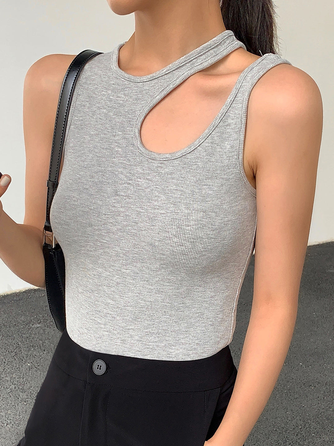 Rita - Stylisches Tank-Top mit Ausschnitt für Frauen