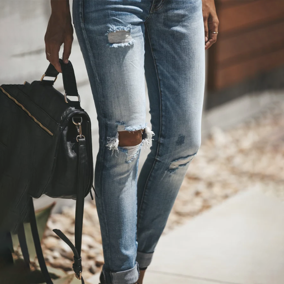 LISELOTTE - Trendy Women's Distressed Jeans for a Rugged Look