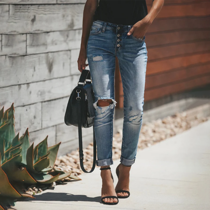 LISELOTTE - Trendy Women's Distressed Jeans for a Rugged Look