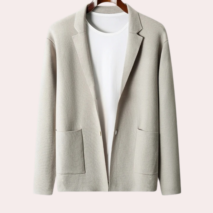 Angus - Stylish and cozy cardigan for men