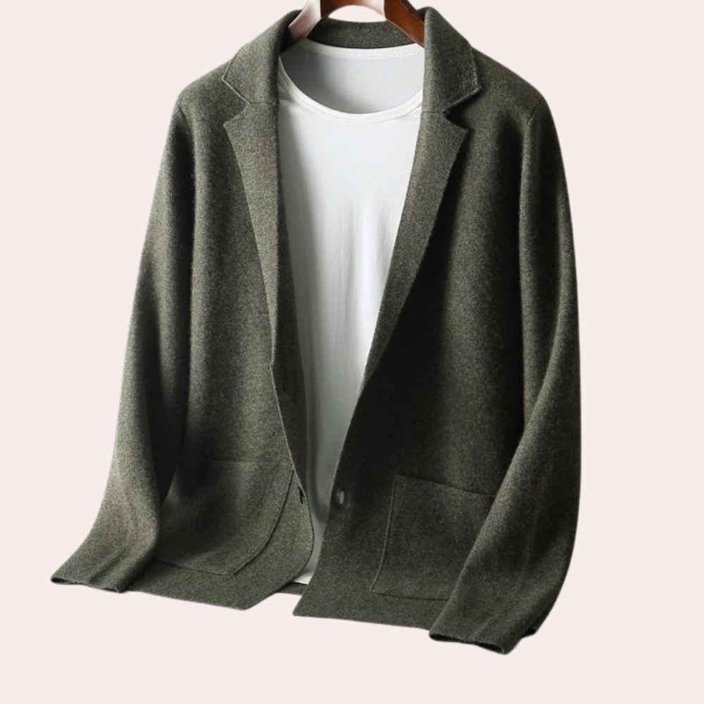 Angus - Stylish and cozy cardigan for men