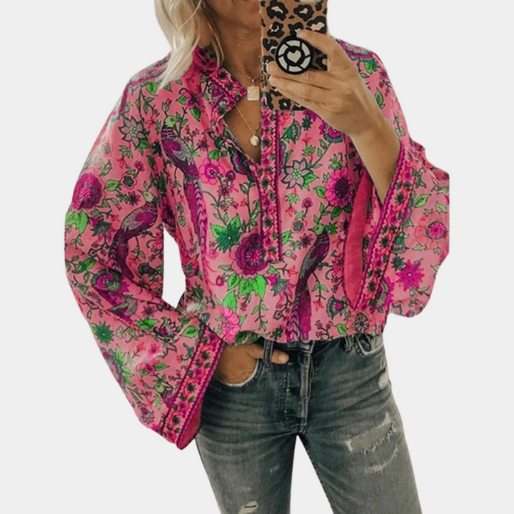Cynthia - Elegant Women's Blouse with a Charming Floral Pattern