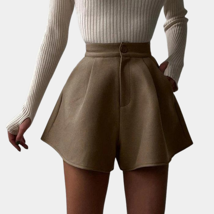 Khuja - Chic Elegance Shorts for Women