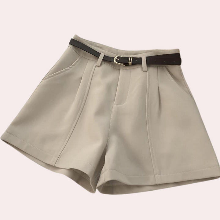 Klaras - Short élégant pour femmes avec coupe mode et ample