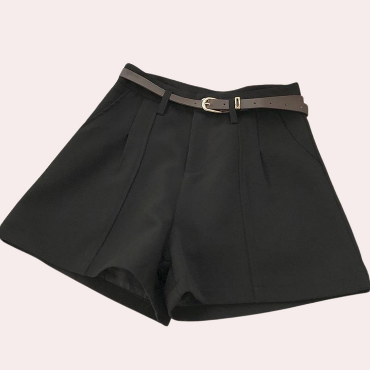 Klaras - Short élégant pour femmes avec coupe mode et ample