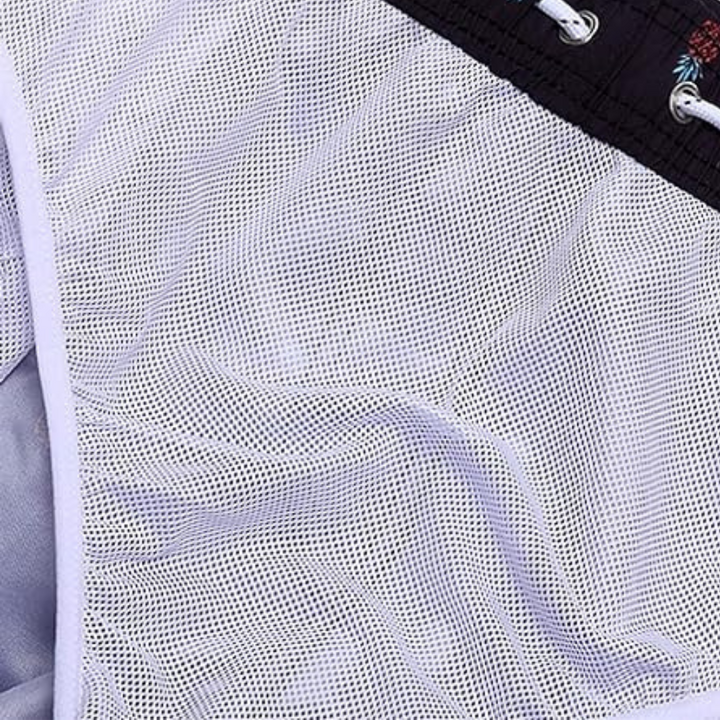 Elegant Men's Swim Shorts for a Trendy Look