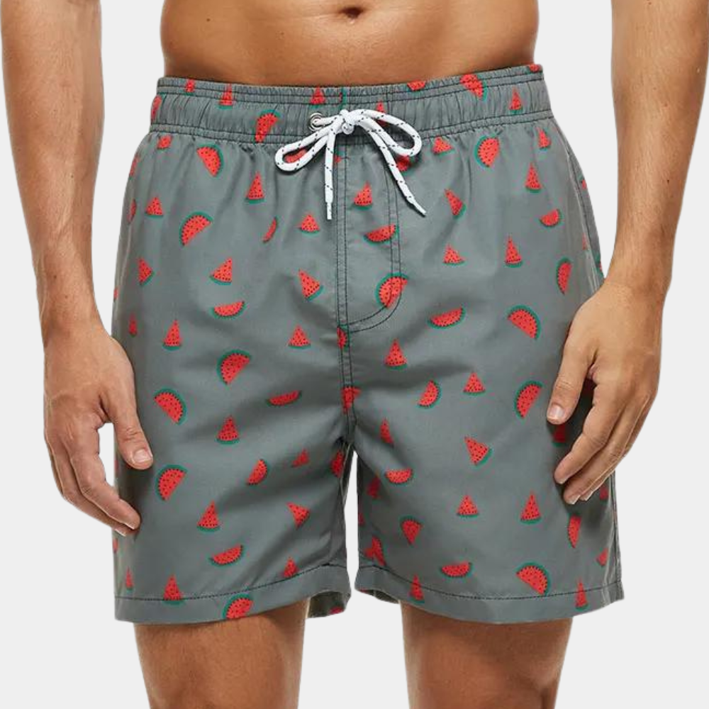 Elegant Men's Swim Shorts for a Trendy Look