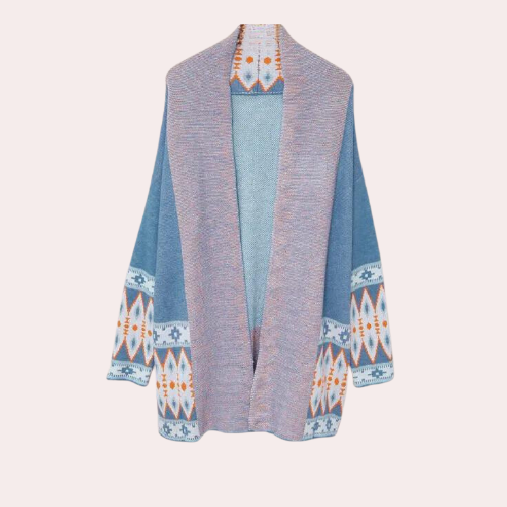 Trendy women's cardigan in boho style for a carefree look