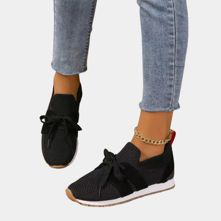 Chic women's sneakers for every occasion