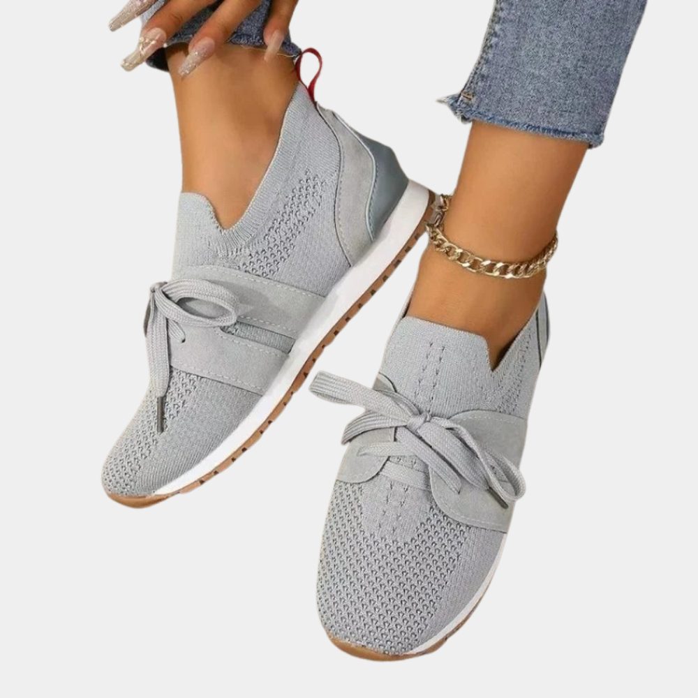 Chic women's sneakers for every occasion