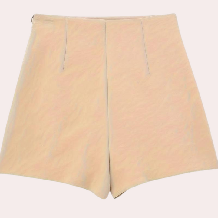 Teodora - Trendige asymmetrische Damen-Shorts