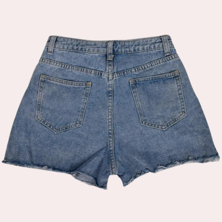 Entdecken Sie die modischen Denim-Shorts von Ondine für Frauen