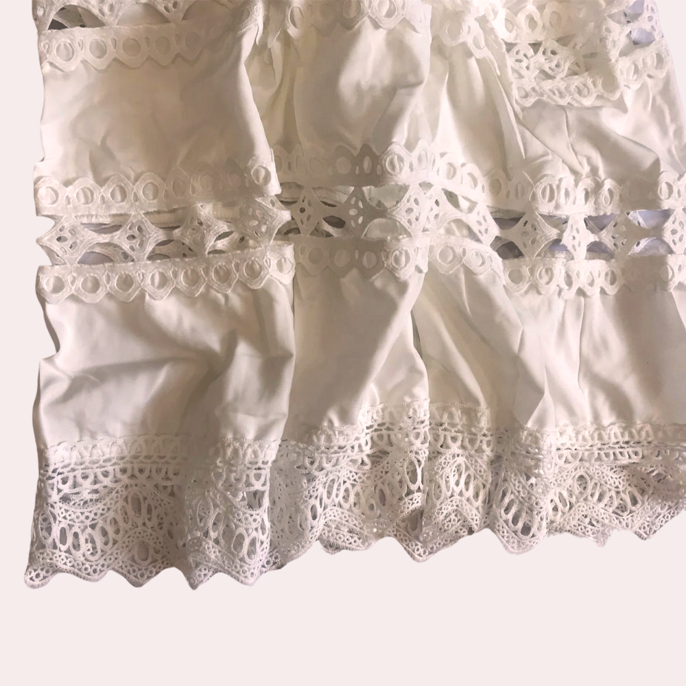 Antonina - Robe longue en dentelle élégante avec un charme enchanteur