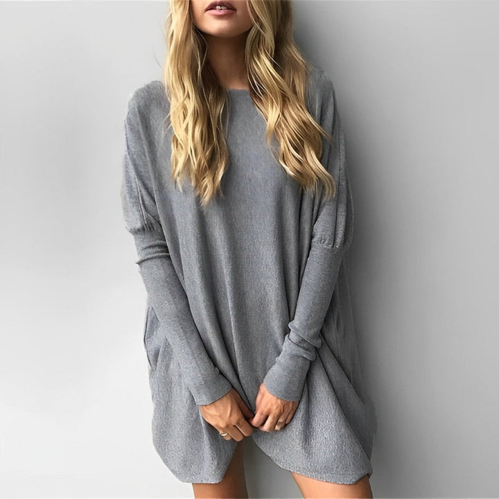 Kiana - Stylish oversized autumn blouse with long sleeves and elegant round neckline for women