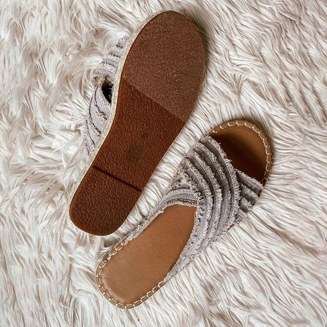 Marielle - Stylish classic slippers with an elegant touch