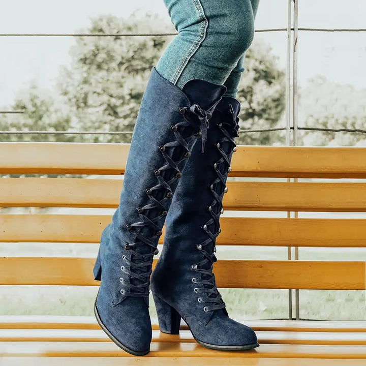 LEONA - Stylish women's boots with sturdy heels