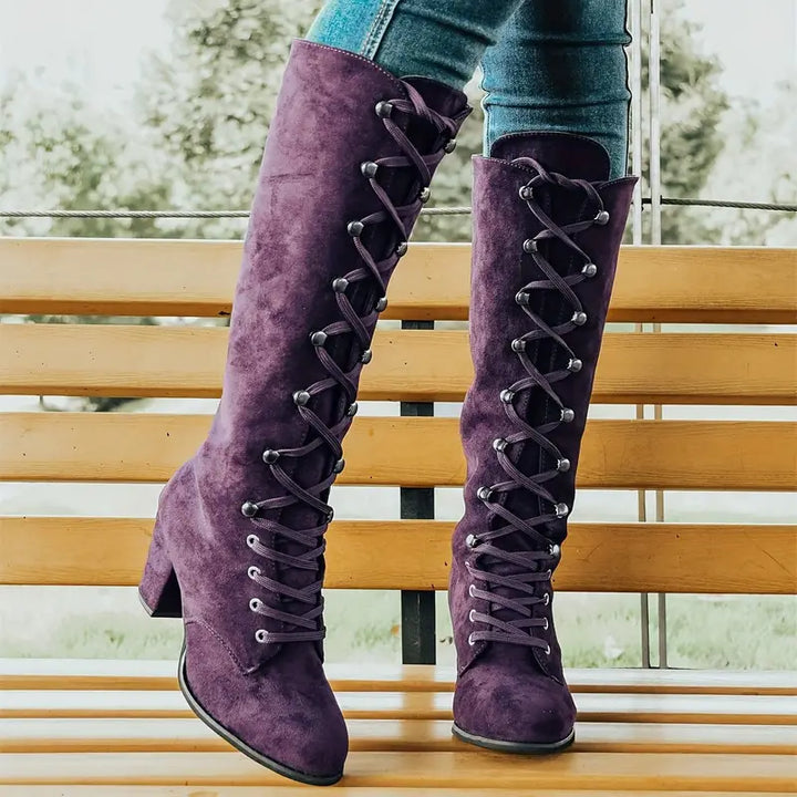 LEONA - Stylish women's boots with sturdy heels