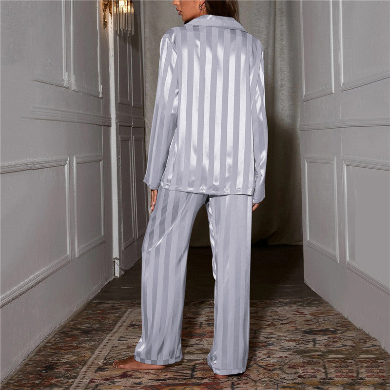 Pia - Elegant silk pajamas for women