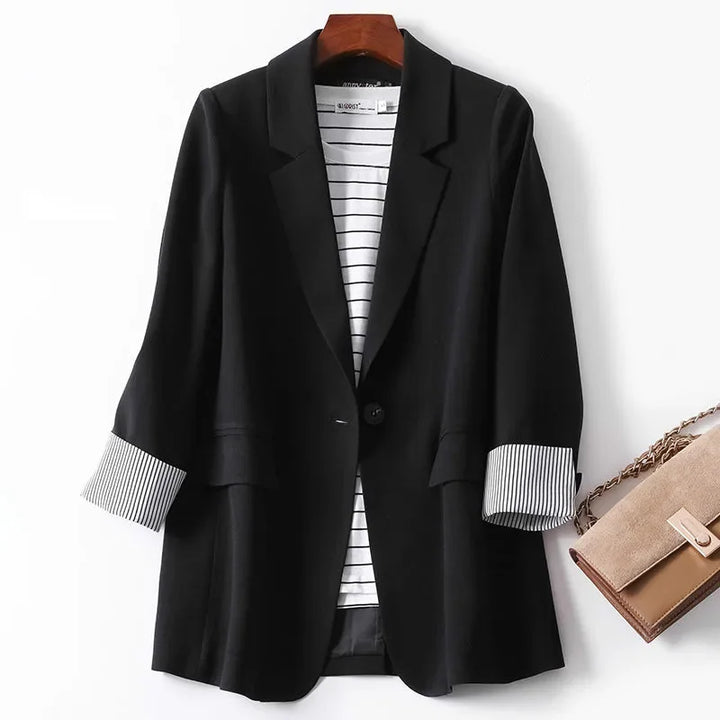 Bella - Chic Patchwork Blazer for the Modern Woman