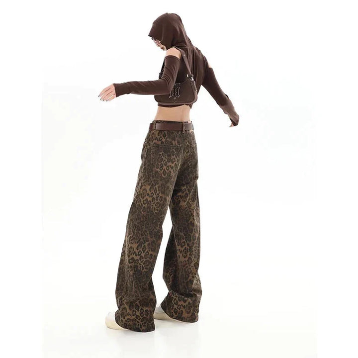 Gilda - Stylish retro pants with trendy leopard print