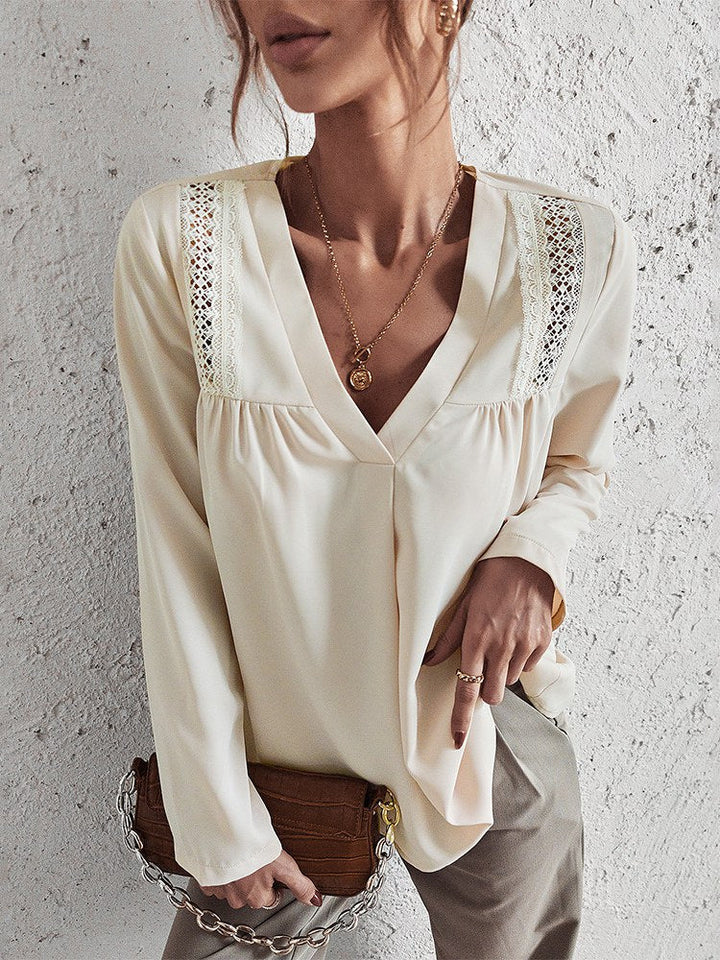 Missy - Elegant and comfortable cream blouse with V-neck for women