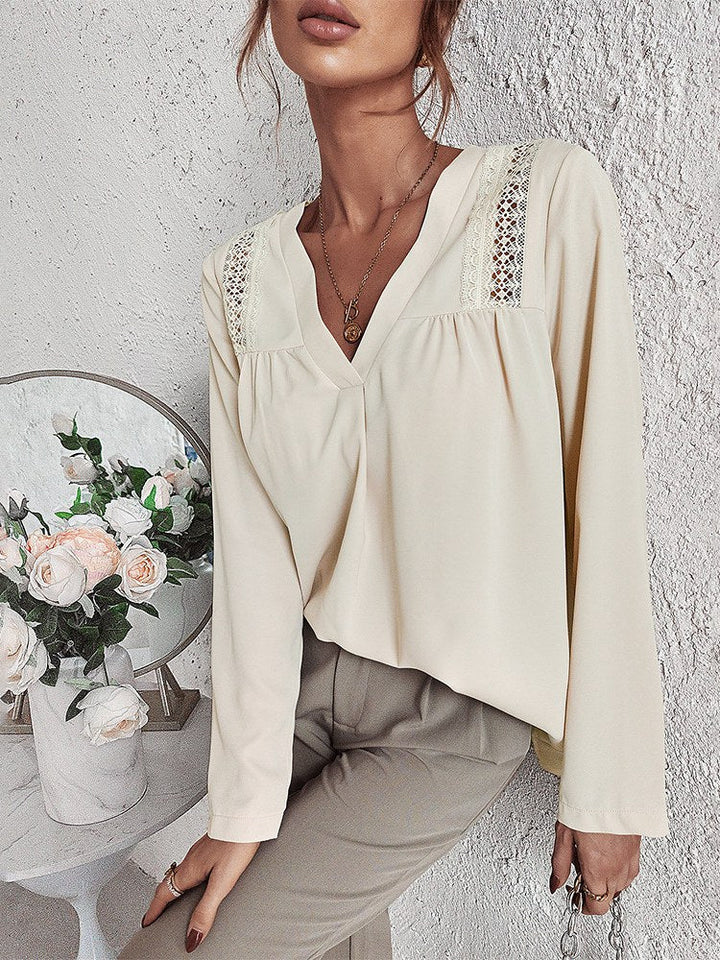 Missy - Elegant and comfortable cream blouse with V-neck for women