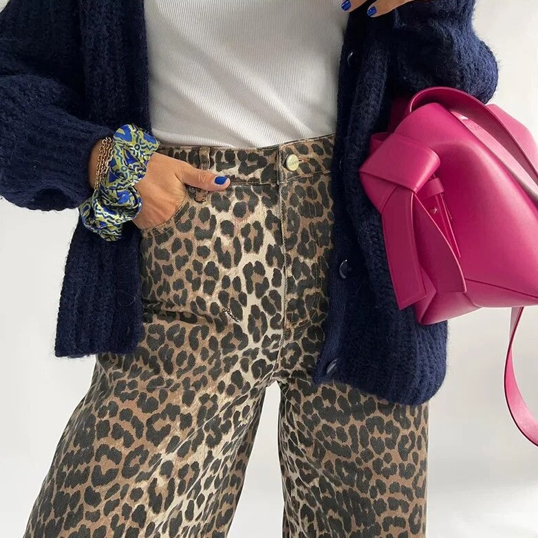 Chandra - Retro-Jeans mit trendigem Leopardenmuster