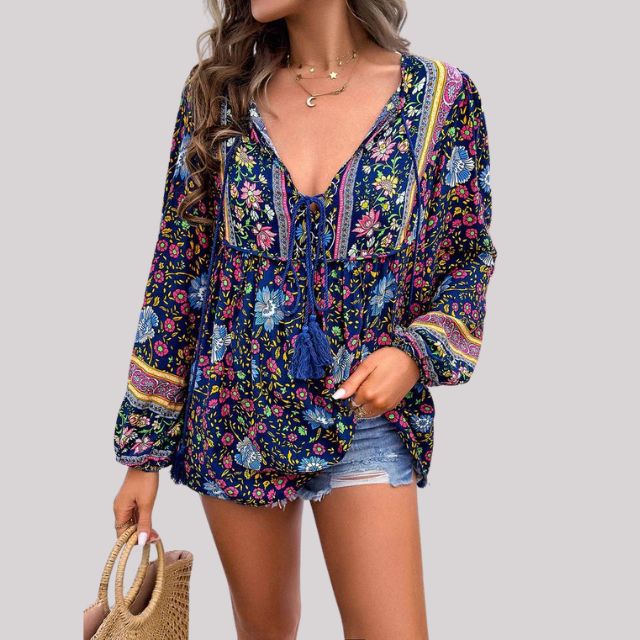 Kara - Elegant Bohemian Blouse with Charming Paisley Print for Women