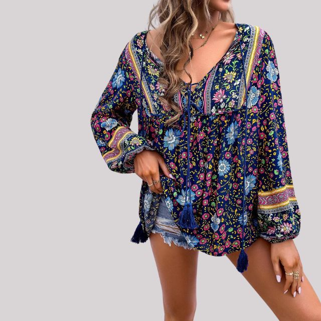 Kara - Elegant Bohemian Blouse with Charming Paisley Print for Women