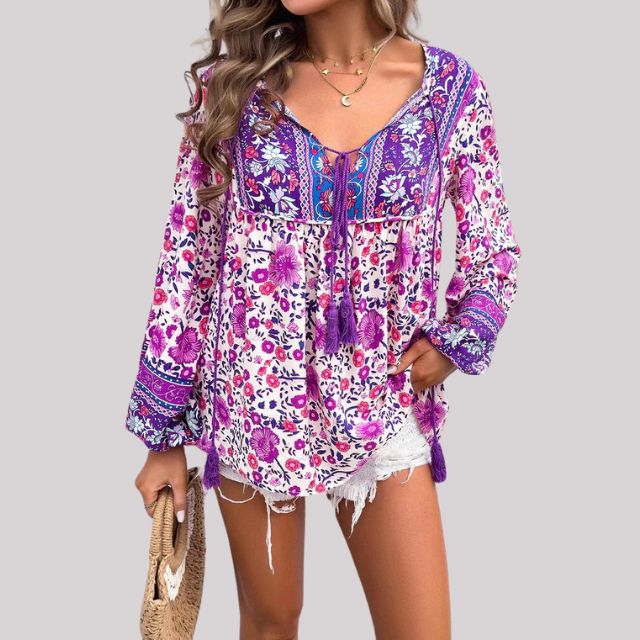 Kara - Elegant Bohemian Blouse with Charming Paisley Print for Women