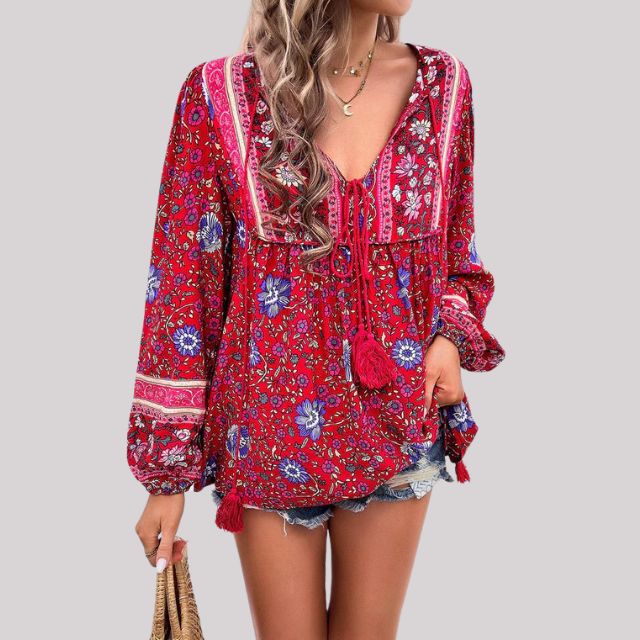 Kara - Elegant Bohemian Blouse with Charming Paisley Print for Women