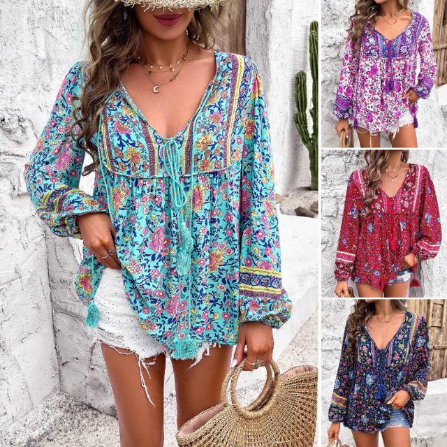 Kara - Elegant Bohemian Blouse with Charming Paisley Print for Women