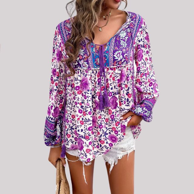 Kara - Elegant Bohemian Blouse with Charming Paisley Print for Women