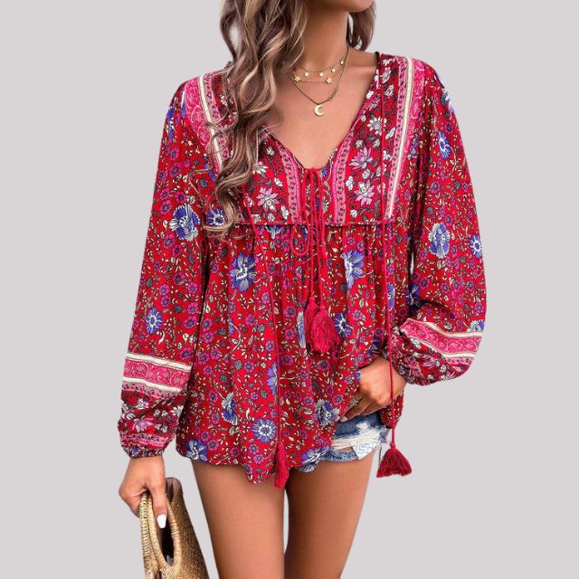 Kara - Elegant Bohemian Blouse with Charming Paisley Print for Women