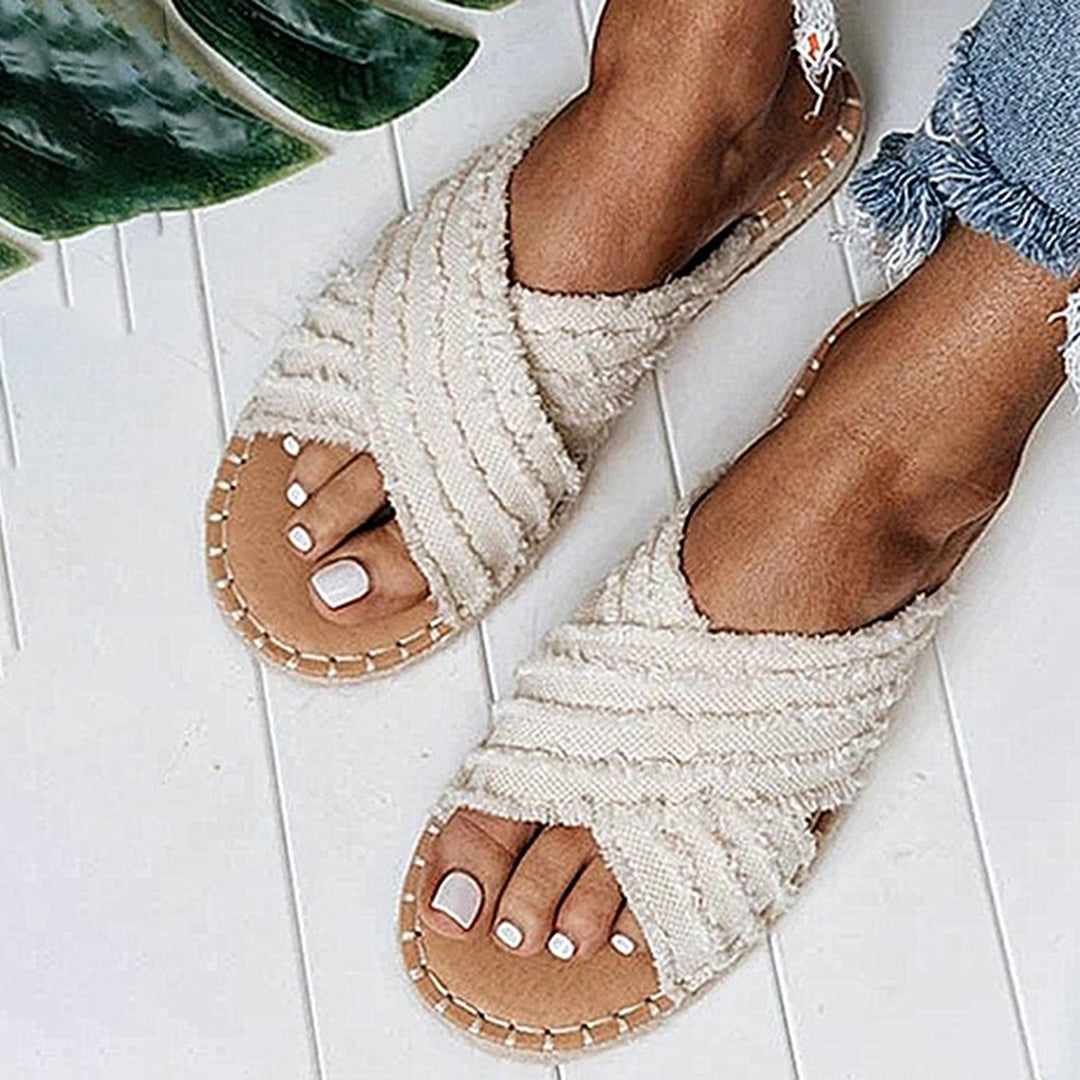 Marielle - Stylish classic slippers with an elegant touch