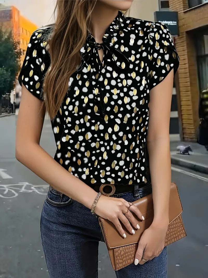 Evelyn - Stylische Kurzarm-Bluse mit zarten Rüschen für Frauen