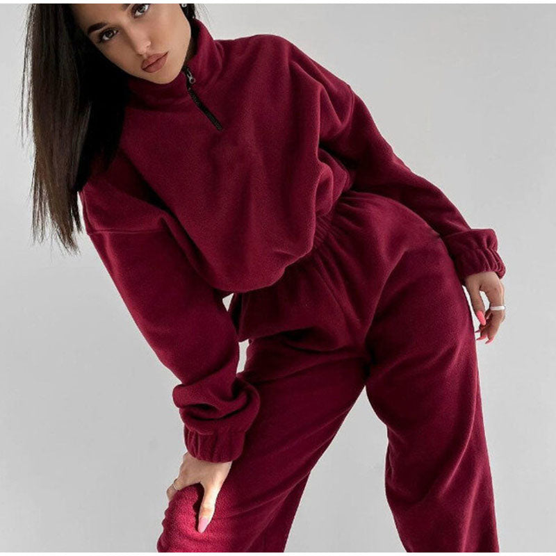 Survêtement Rosie rouge chic pour femmes élégantes