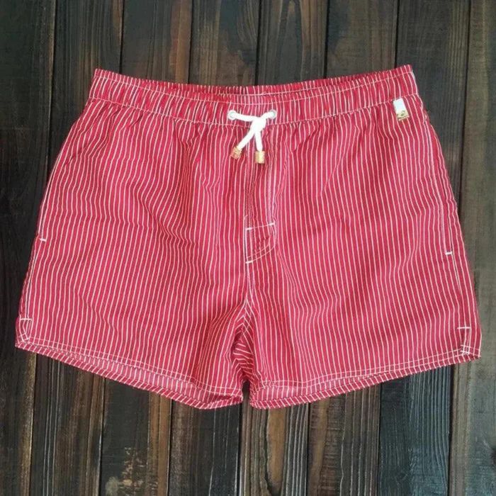 Classiques élégants : shorts de bain d'été de Geurt